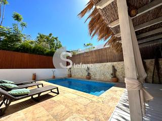 Lloguer Casa aparellada a Rodalquilar - La Isleta. Villa de gran encanto y diseño, reserve con antelacion