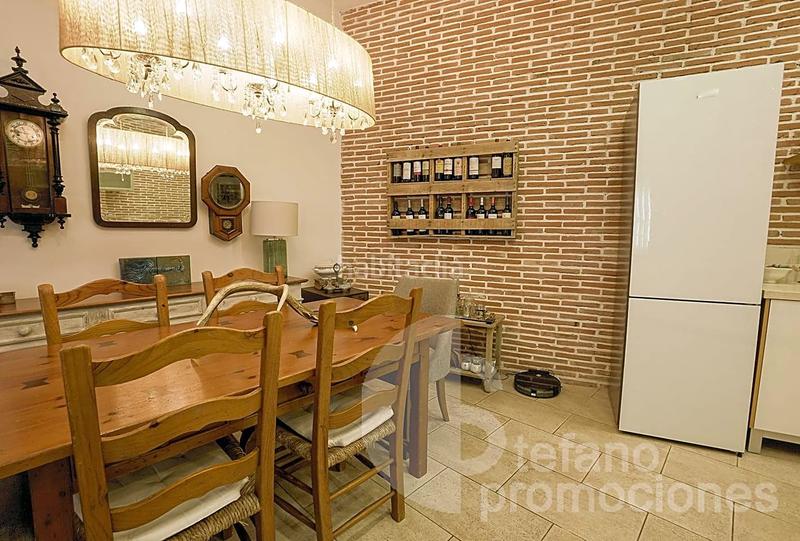 Foto 6a6a33af-19e0-487e-8df1-1dd1fefd863d. House with parking in Limonar Málaga
