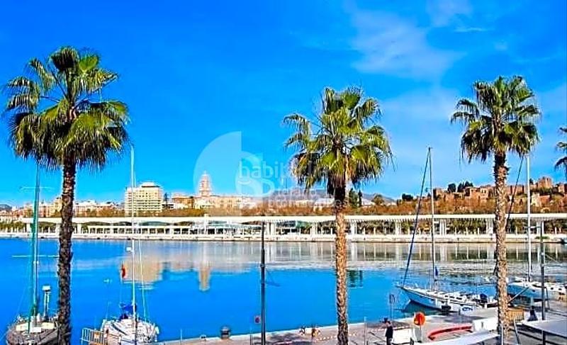 Foto dbe92fd7-e12a-4cec-a336-fdfdc9f57a08. Pis amb calefacció aparcament piscina a La Malagueta - Monte Sancha Málaga