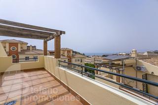 Casa pareada  José maría amado. Señorial y amplia villa en el corazón del limonar, con terraza,
