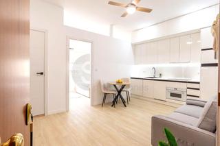 Pis a Perchel Norte. Ideal inversor, lote de dos apartamentos o fincas , totalmente r