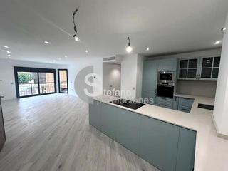 Piso  Fernando camino. Exclusivo piso en el corazón de la malagueta, a solo 150 metros