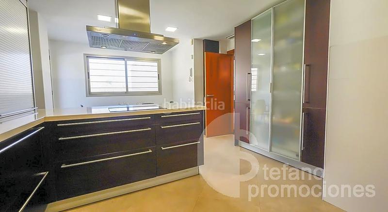 Foto b1ccc9bf-c99e-4ed7-b66e-347bc144fd0d. Casa con riscaldamento parcheggio piscina in Pinares de San Antón Málaga