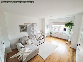 Piso en El Molinillo - Capuchinos. Vivienda coqueta, luminosa y con una ubicación excelente en el c