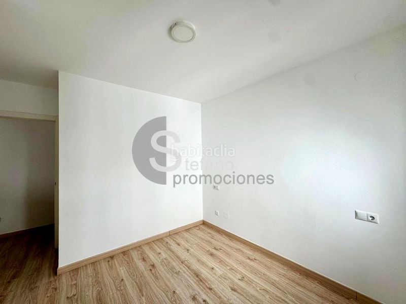 Foto 0327140e-0991-4a82-8962-82e03681f847. Pis amb aparcament a Parque Victoria Eugenia Málaga