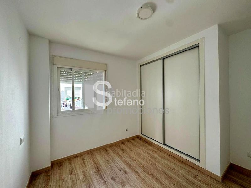 Foto 204155fe-78c4-4f44-9ea2-8e10724a9056. Pis amb aparcament a Parque Victoria Eugenia Málaga