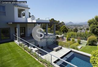 Maison  Matilde pedrazo. Villa de estilo moderno en málaga este, con impresionantes vista