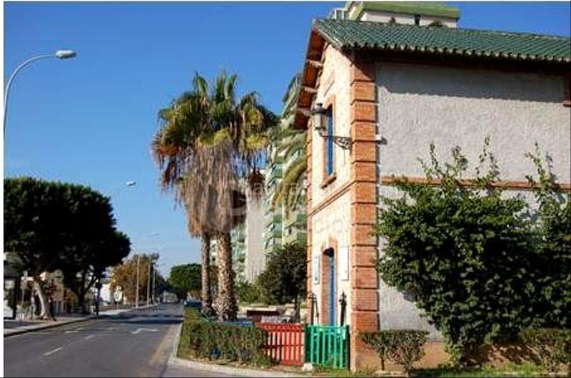 Foto a0847ac7-d682-421a-bbd4-69ca65003d9d. Local comercial a El Palo Málaga
