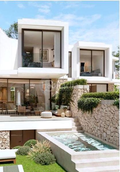 Foto e2d96497-ed91-4770-a4fe-61faf476f91b. Doppelhaus mit parking pool in Pedregalejo - Morlaco Málaga