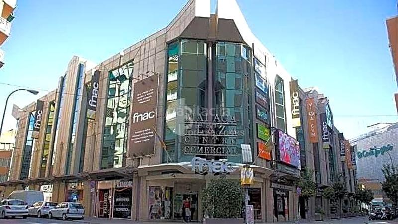 Foto 6cf32ffa-d1ca-4ab4-9cd0-ae76b1d66f97. Pis amb aparcament a Parque Ayala - Jardín de la Abadía - Huelín Málaga