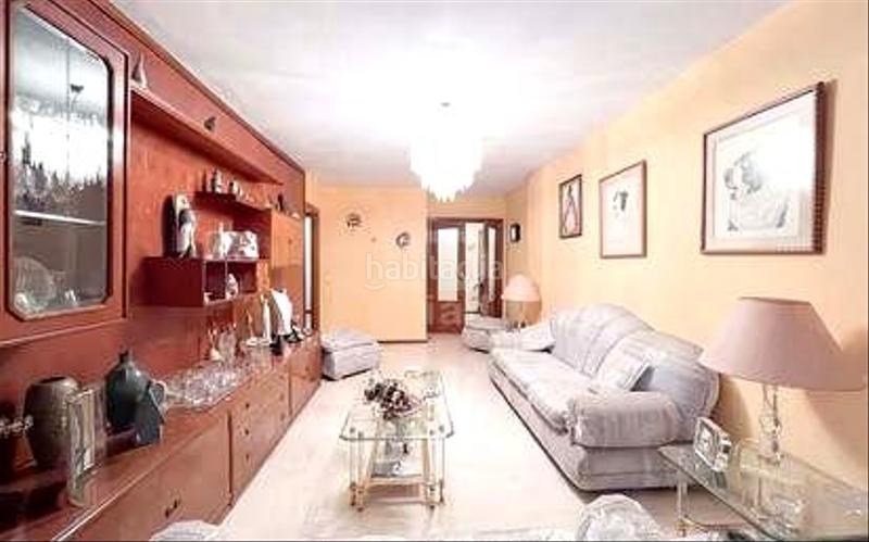 Foto 9111bf88-6864-4d85-abf8-18554f55c01f. Pis amb aparcament a Parque Ayala - Jardín de la Abadía - Huelín Málaga