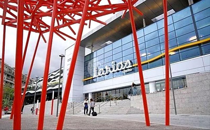 Foto cf6bf57e-b836-4a84-aa7b-af3e24056f7e. Pis amb aparcament a Parque Ayala - Jardín de la Abadía - Huelín Málaga