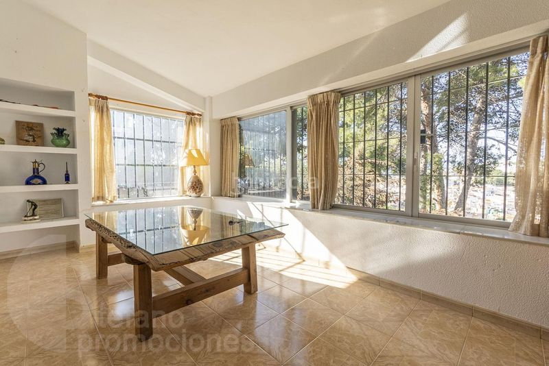 Foto 86cacf05-f63e-49eb-aea7-fcd7c6aa9482. Casa amb aparcament a El Candado Málaga