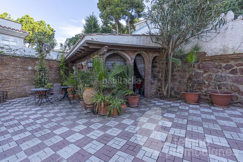 Foto f334827c-118d-46cd-b620-5ac431c2d626. Casa amb aparcament a El Candado Málaga