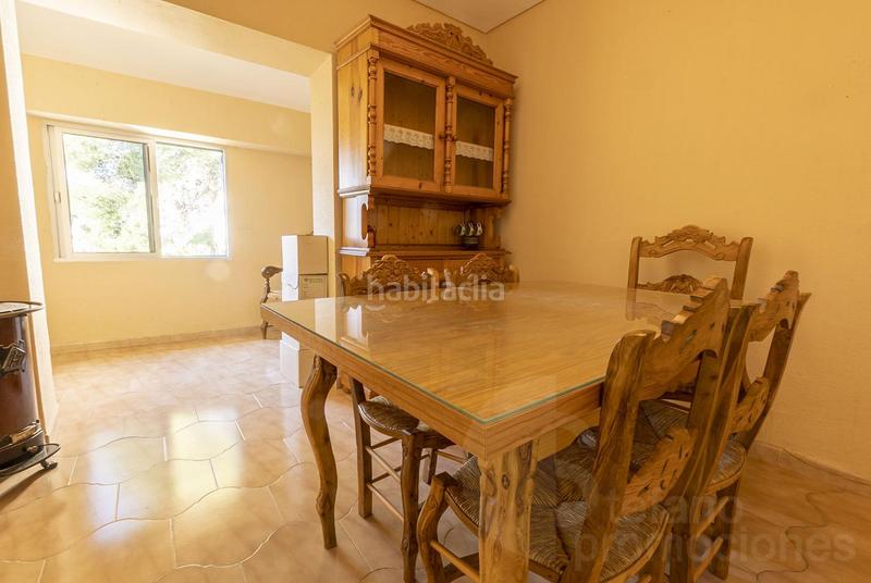 Foto c2a501d1-47e6-4faa-a606-e3df371d7a4f. Casa su refugio este en comoda parcela de 750 metros , y 361 metros constuidos en Málaga