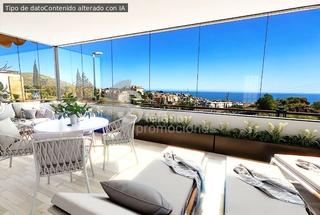 Casa aparellada a Pinares de San Antón. Exclusivo y elegante  chalet  con gran independencia, junto cole