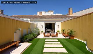 Àtic a La Goleta - San Felipe Neri. Luminoso ático con terraza privada de 55 m y plaza de aparcamien