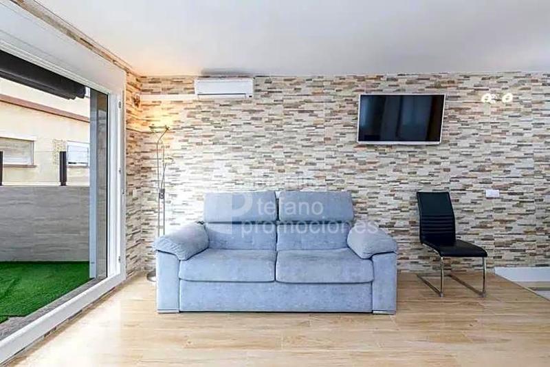 Foto 4dd71764-8995-49a7-b940-d5b11298ad4c. Duplex in Parque Ayala - Jardín de la Abadía - Huelín Málaga