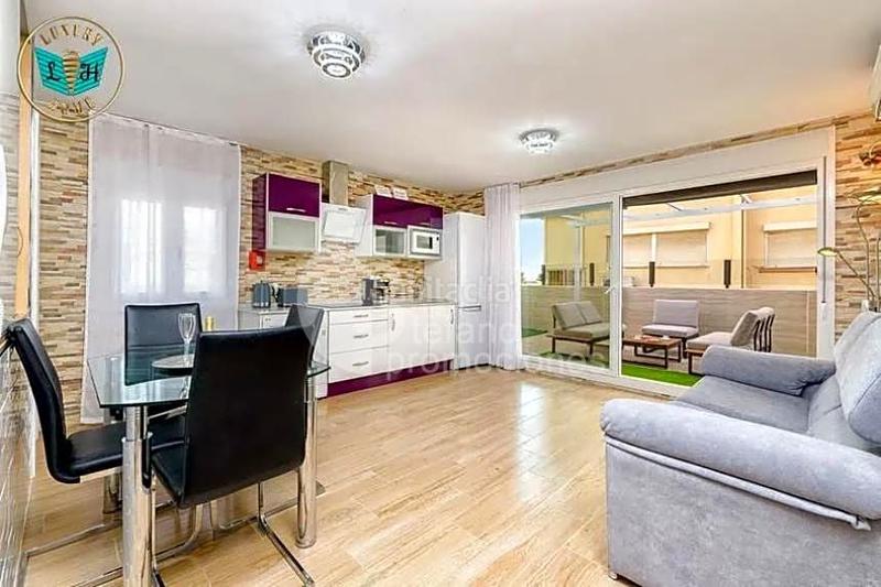 Foto 7d4a56e5-be17-4a2f-a344-a86b223d9804. Duplex in Parque Ayala - Jardín de la Abadía - Huelín Málaga