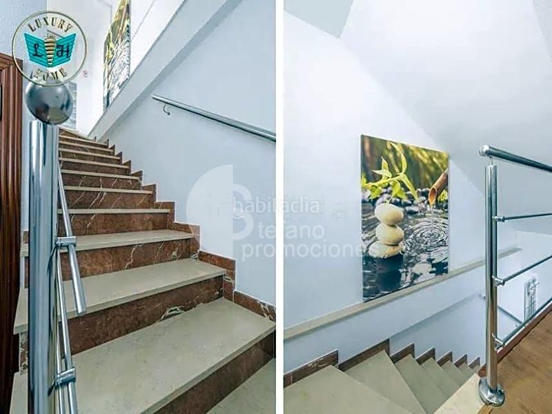 Foto c90df539-6db9-4c40-93b8-ef17a903907a. Duplex in Parque Ayala - Jardín de la Abadía - Huelín Málaga