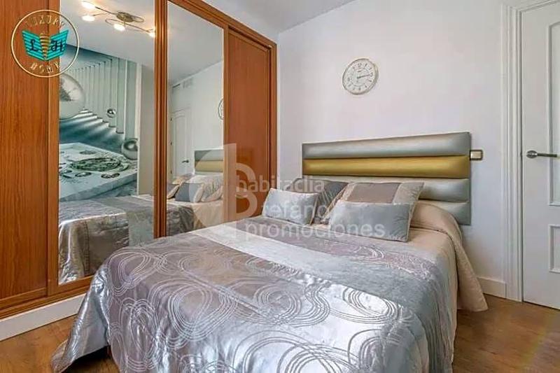 Foto e6bfa735-3f0b-4f76-bee2-12cfffa1e0a8. Duplex in Parque Ayala - Jardín de la Abadía - Huelín Málaga