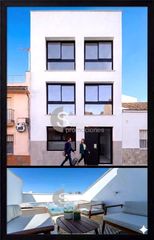 Building  Calle vicente gómez de cádiz. Su inversión o edificio de apartamentos turísticos nuevo, totalm