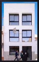 Gebäude  Vicente gómez de cádiz. Su inversión o edificio de apartamentos turísticos nuevo, totalm