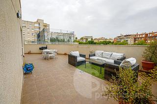 Pis a El Consul - Ciudad Universitaria - El Romeral. Amplia vivienda en zona teatinos, con terraza de 100 m2, urbaniz