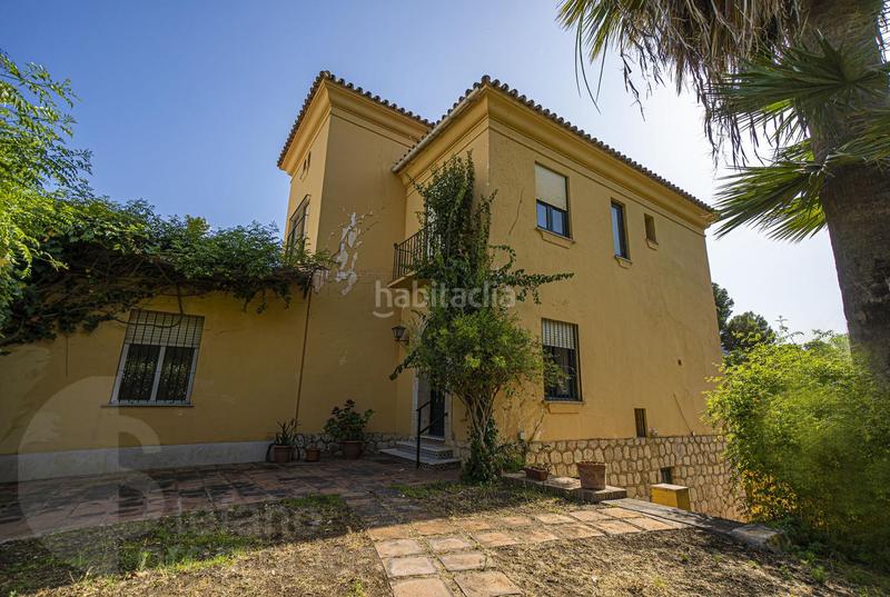 Foto 00d73162-6edc-434a-b8e2-ff72c0b33874. Haus mit parking in Limonar Málaga