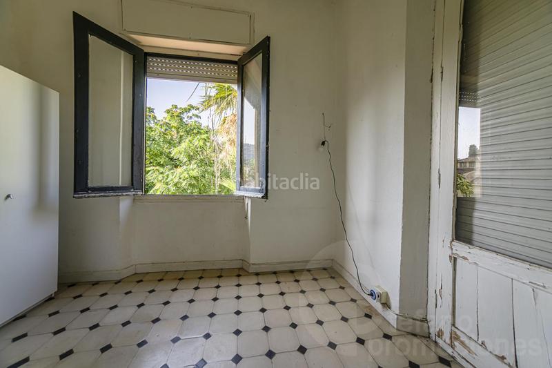 Foto 64fcb465-2b53-4e86-856a-6eca3a3fd094. Haus mit parking in Limonar Málaga