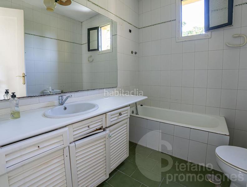 Foto d4c7bb39-557f-41cf-9214-de8aecf8b128. Haus mit parking in Limonar Málaga