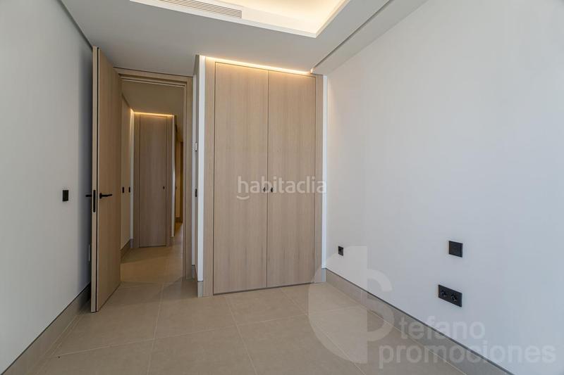 Foto 360c6ea1-1840-43d5-bead-3257453749ec. Pis amb calefacció aparcament piscina a Paseo Marítimo Oeste - Pacífico Málaga
