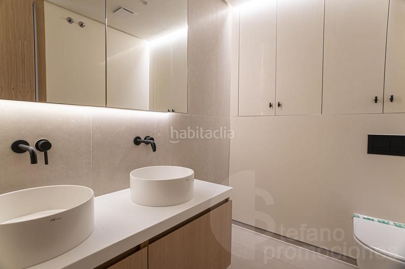 Foto 4631b32f-3b30-4c53-81be-becdd477e89a. Pis amb calefacció aparcament piscina a Paseo Marítimo Oeste - Pacífico Málaga
