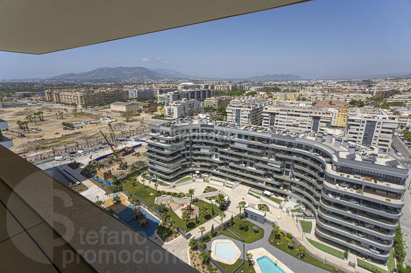 Foto f62d916a-3938-451c-9ecd-326bc6200bc0. Pis amb calefacció aparcament piscina a Paseo Marítimo Oeste - Pacífico Málaga