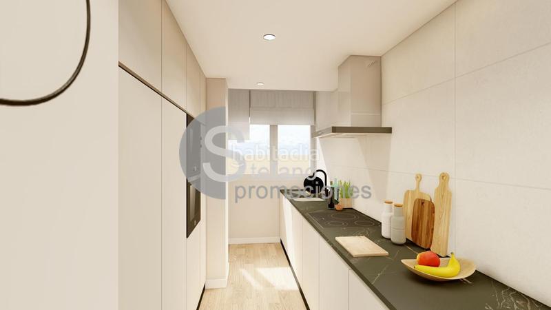 Foto 51106a4a-de9b-4ac0-9c2c-8cabec01def2. Piso amplio y luminoso piso de 3 dormitorios y 2 baños, incluyendo suite en la habitación principal, con terraza y cocina totalmente eq en Málaga