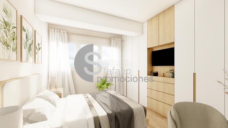 Foto 7e267dab-30d5-4720-96a5-60a6ec2f4da9. Piso amplio y luminoso piso de 3 dormitorios y 2 baños, incluyendo suite en la habitación principal, con terraza y cocina totalmente eq en Málaga
