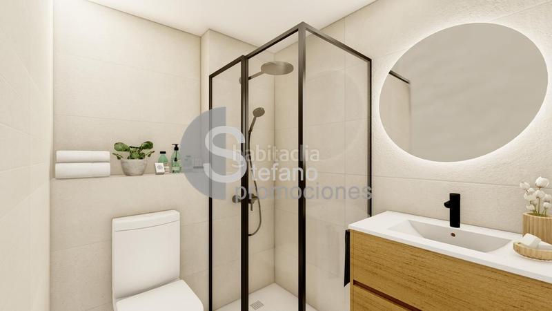 Foto a87eb42f-2ee7-4c58-a86d-a46efee444b3. Piso amplio y luminoso piso de 3 dormitorios y 2 baños, incluyendo suite en la habitación principal, con terraza y cocina totalmente eq en Málaga