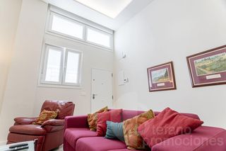 Piano terra  Hilera. Ubicación privilegiada en el corazón de málaga! vivienda con dis