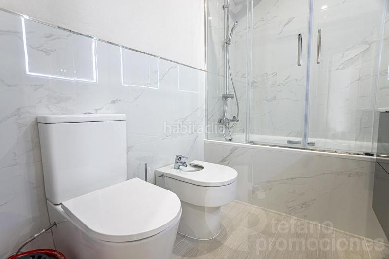 Foto e3ba4fc5-8258-414a-8f9b-dd7294c03439. Piano terra con riscaldamento in Carranque - Haza Cuevas Málaga
