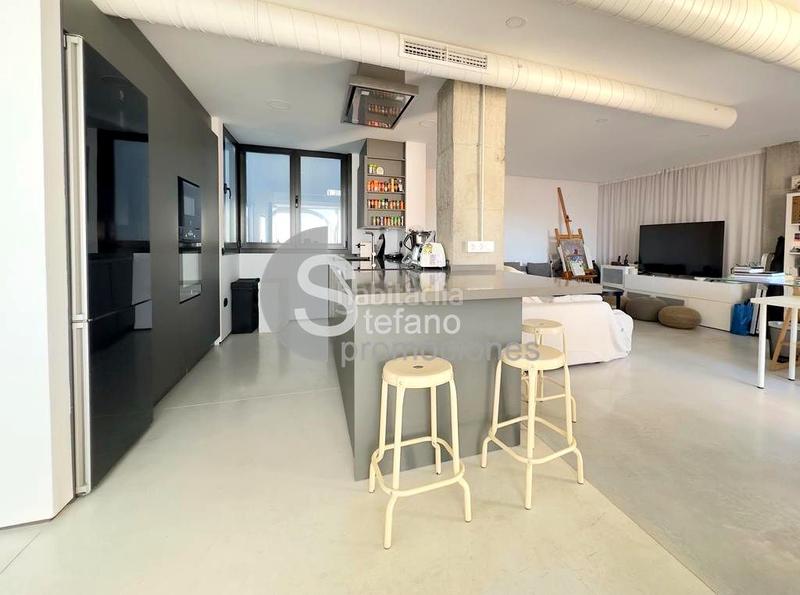 Foto cf33694a-93e8-4188-ab1b-a7ec4397851a. Piso exclusiva vivienda en venta en el corazón de la malagueta, diseñada con acabados modernos y contemporáneos que combinan estilo, fu en Málaga