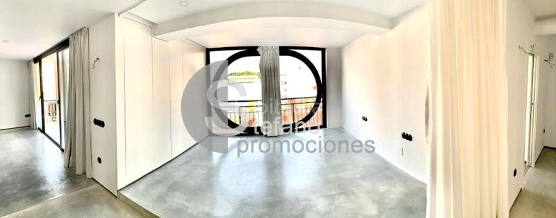 Foto dc72be1d-1a36-457c-8fee-ccd07f3bd5f6. Piso exclusiva vivienda en venta en el corazón de la malagueta, diseñada con acabados modernos y contemporáneos que combinan estilo, fu en Málaga