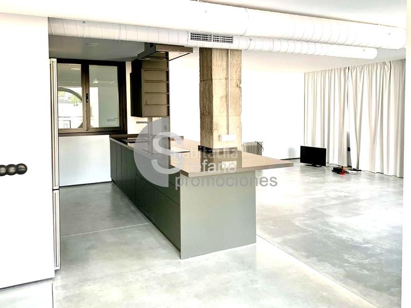 Foto fc2d6094-f007-418b-95d5-c74d8076fa9d. Piso exclusiva vivienda en venta en el corazón de la malagueta, diseñada con acabados modernos y contemporáneos que combinan estilo, fu en Málaga