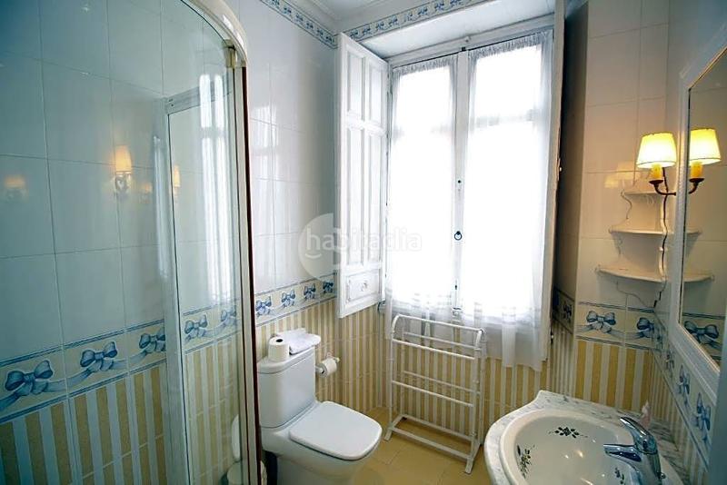 Foto 6c591251-9867-4779-a5f2-e4567c0b6723. Ground floor with heating in La Malagueta - Monte Sancha Málaga