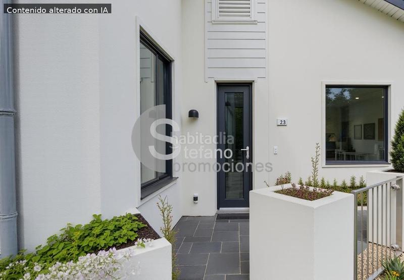 Foto b9fb1bd4-2586-43e8-b51e-9cc3d36a244d. Ground floor with heating in La Malagueta - Monte Sancha Málaga