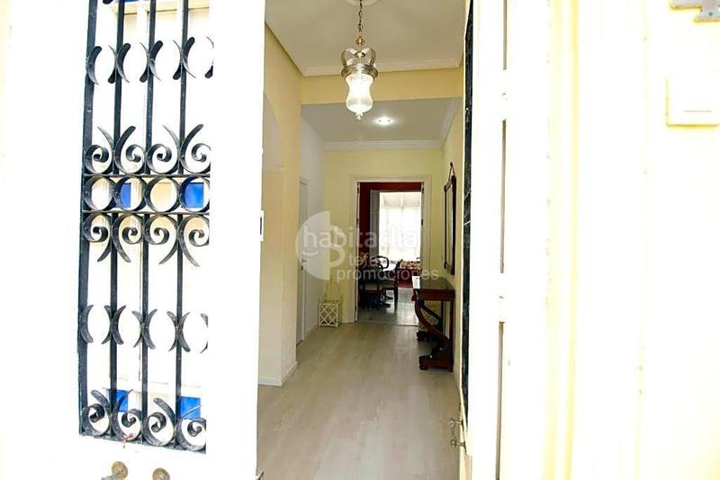 Foto c0457174-923f-4200-8d84-c24d8cbac9f2. Ground floor with heating in La Malagueta - Monte Sancha Málaga