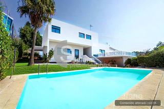 Haus in Limonar. Exclusiva y señorial vivienda en el corazón del limonar, con alt