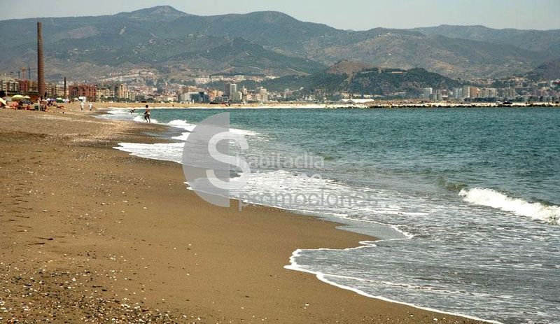 Foto eff075b0-c3fa-4db0-95cb-a0b00c19d885. Pis amb aparcament piscina a Martín Carpena - Torre del Río Málaga