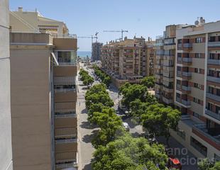 Appartement  Bulevar pilar miró. Exclusiva vivienda de 4 dormitorios con vistas al mar en parque
