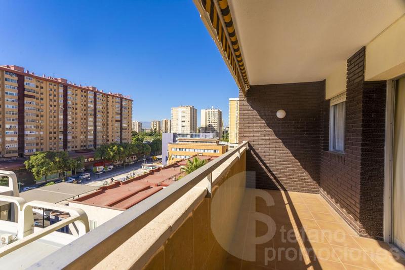 Foto 3a33f5a6-e96c-41c2-a663-280e36141176. Appartement dans Carranque - Haza Cuevas Málaga