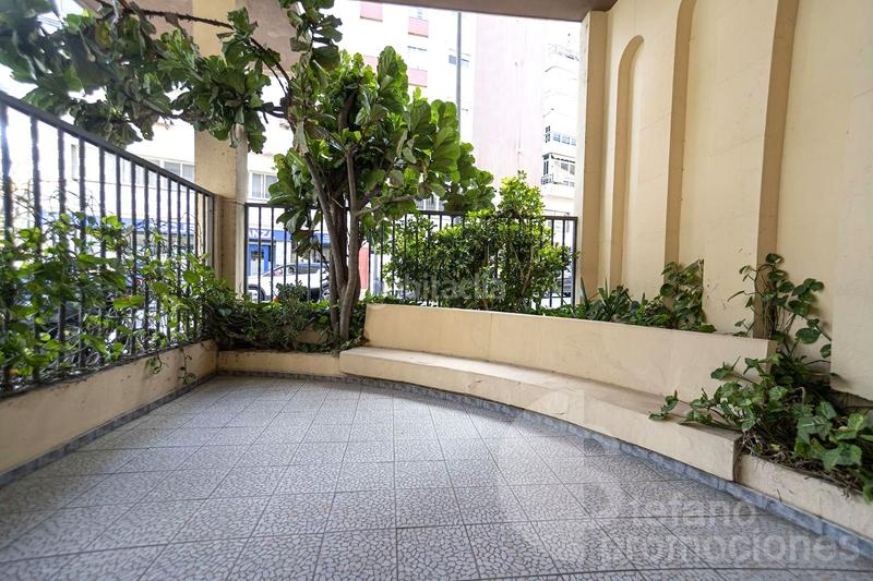 Foto f8f40f25-826c-45aa-aa6e-e3ab5b3b9176. Flat with heating parking in Pedregalejo - Morlaco Málaga